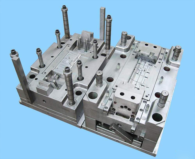 深圳塑膠模具廠(chǎng)，如何延長(zhǎng)模具的使用壽命?